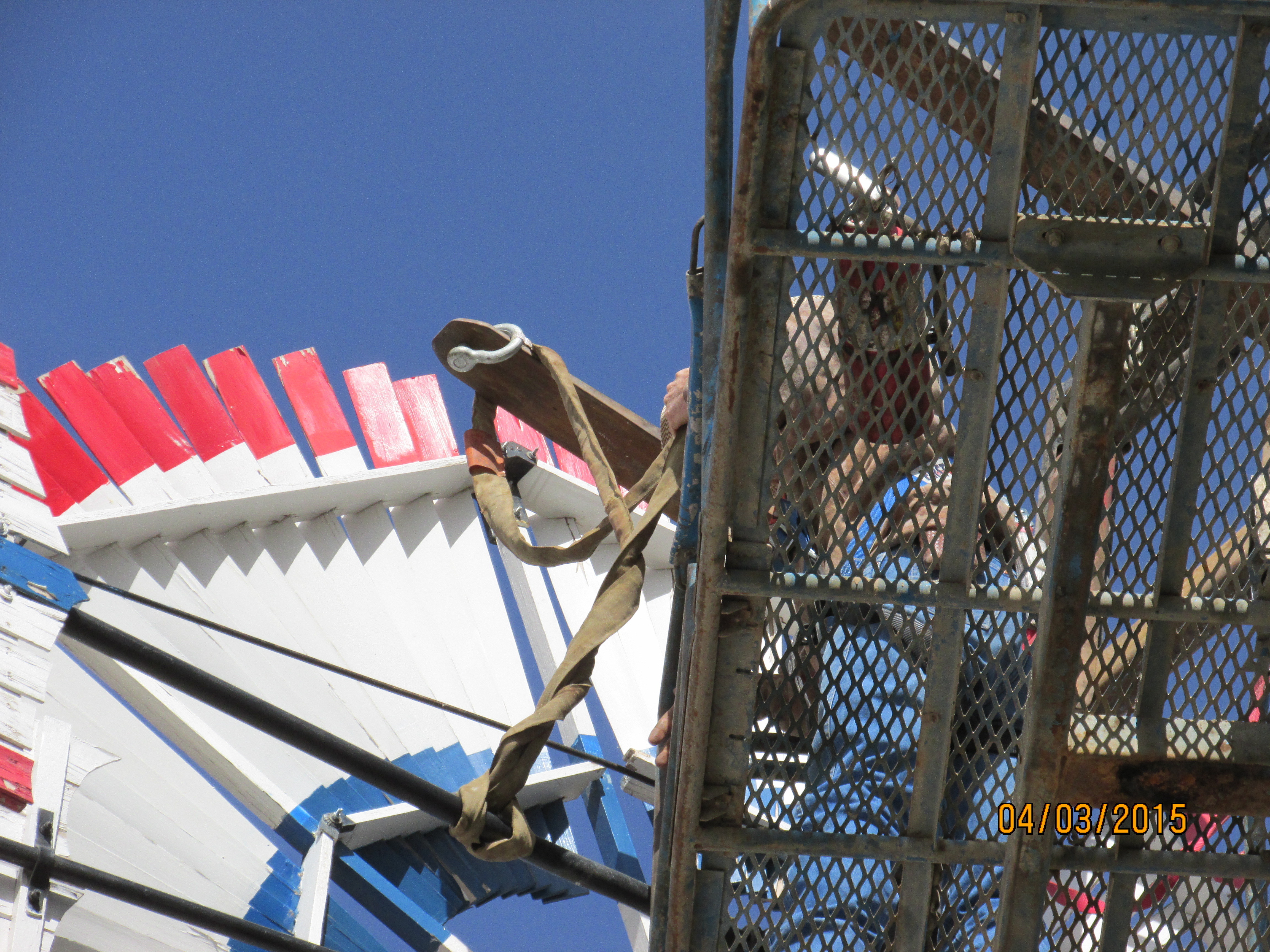 Windmill removal April 3 2015 011